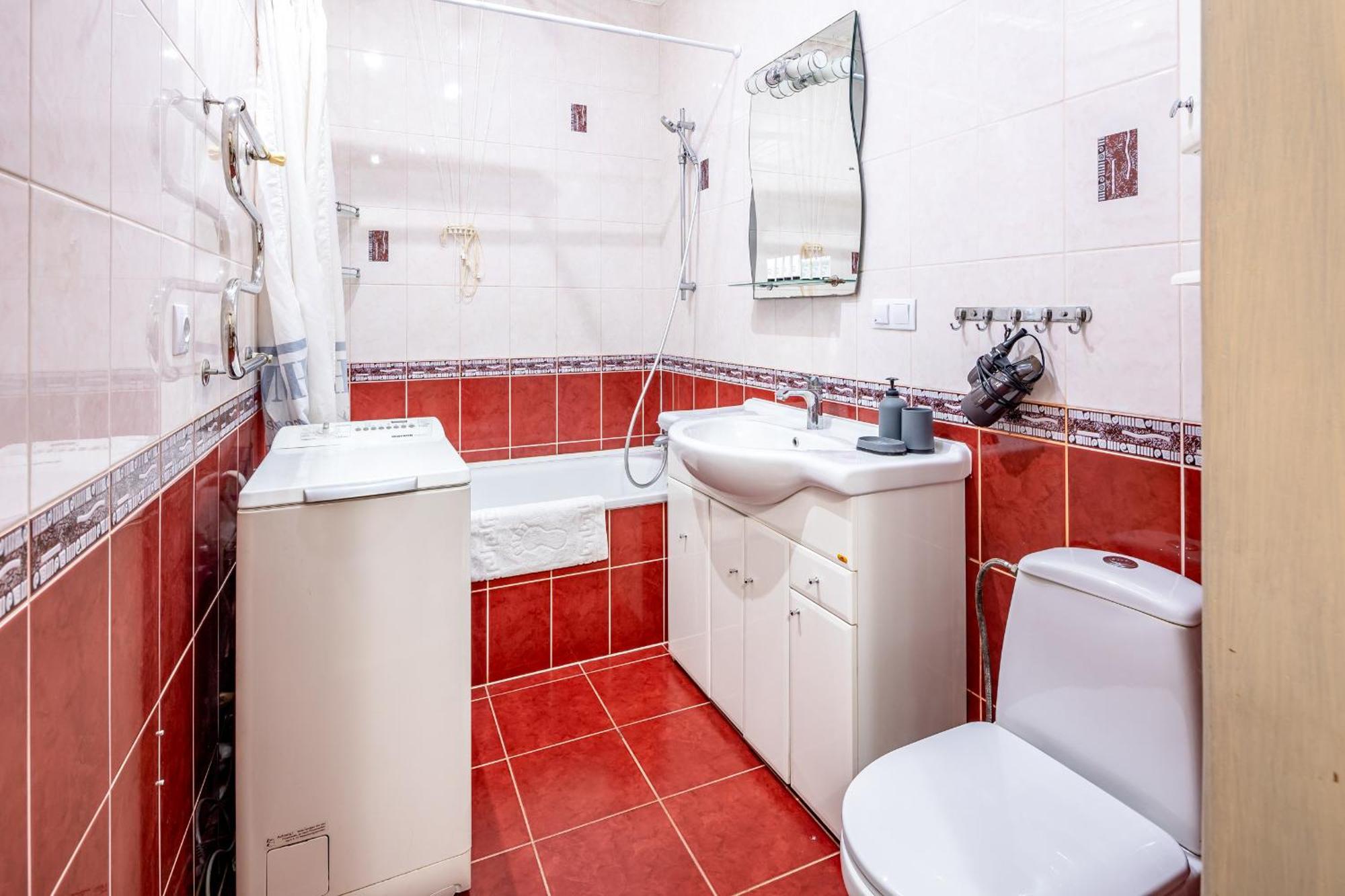 Just Another Comfy Apartment On The Main Squere. 2 Bedrooms, Own Heating, Ac Lviv Exterior photo